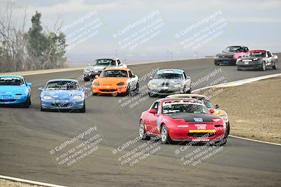 media/Jan-26-2025-CalClub SCCA (Sun) [[cfcea7df88]]/Group 4/Race/